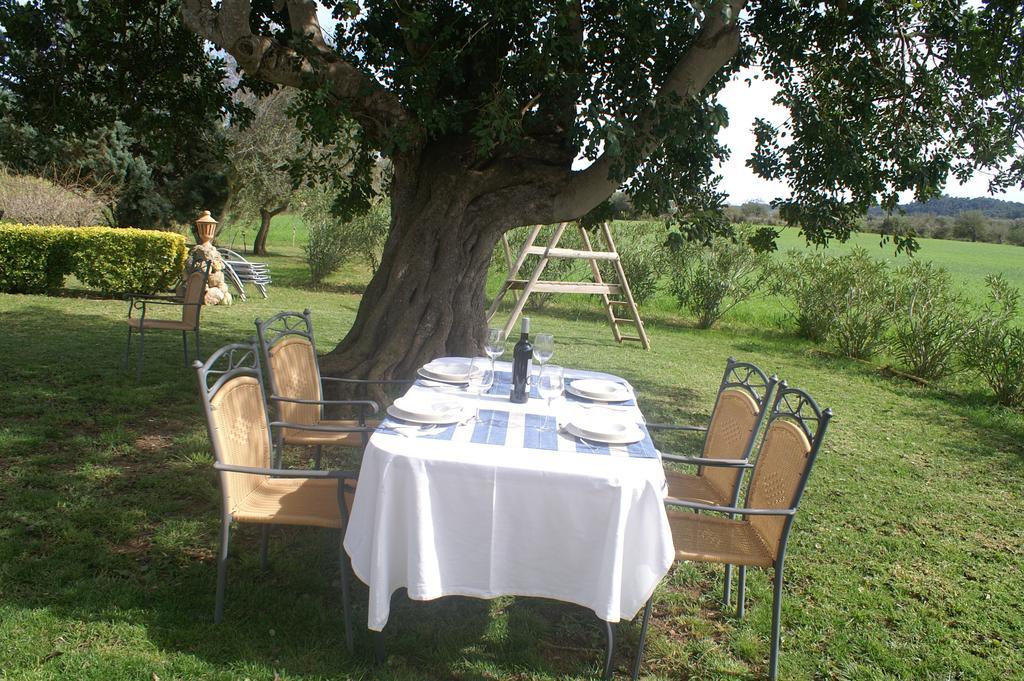 Agroturismo Es Pla De Llodra Villa Manacor  Room photo